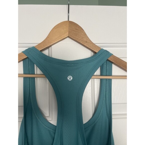 Lululemon Swiftly Tech Tank Size 12 Blue - Picture 5 of 6